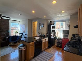 28 Fleet St APT 19, Boston, MA 02113