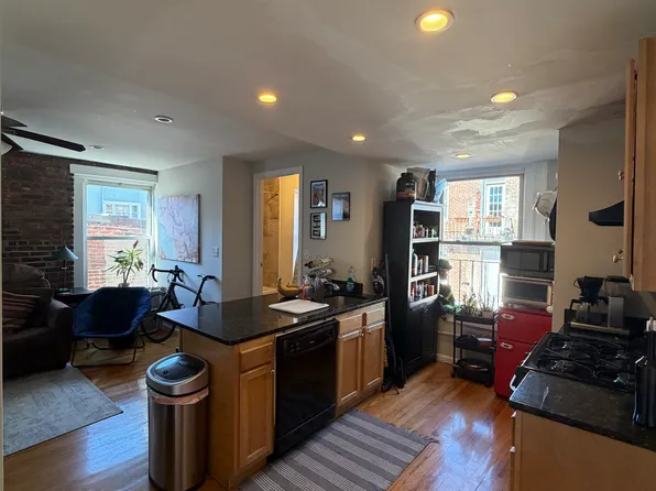 28 Fleet St, Boston, MA