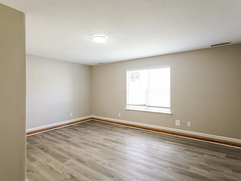 841 Post Oak Dr — Photo 12