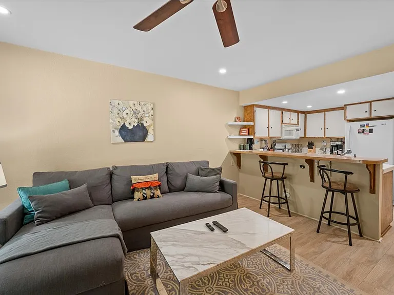 619 Summit Blvd — Photo 23