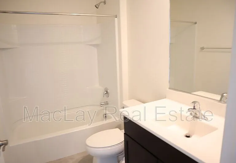 10676 W Golson Dr — Photo 6