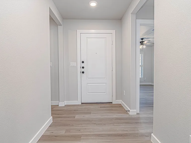 6004 Kingsville St — Photo 3