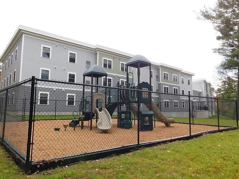 Davis Ridge Apartments — Photo 2