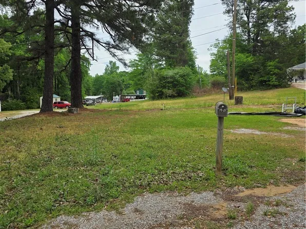 3040 Oak Tree Dr, Duncanville, AL 35456