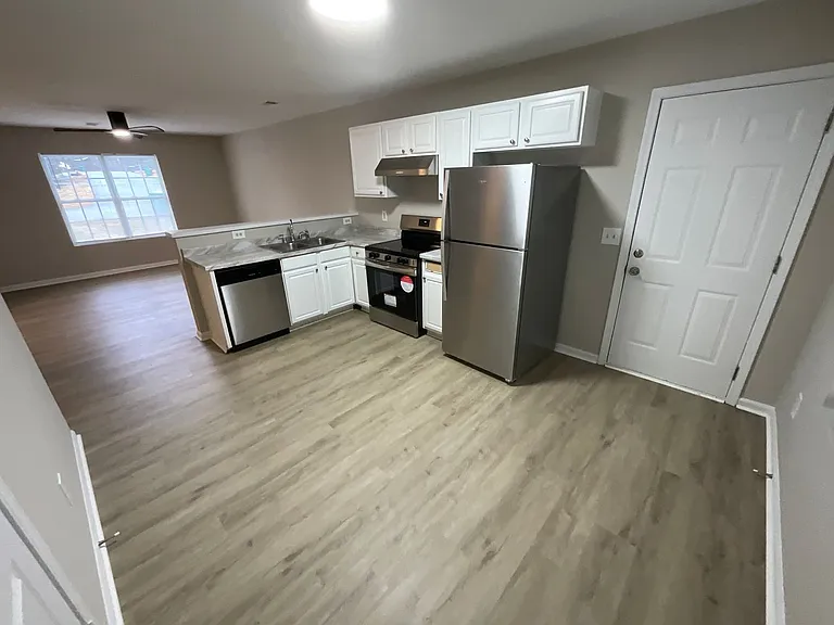 1506 Hidden Creek Ter — Photo 5