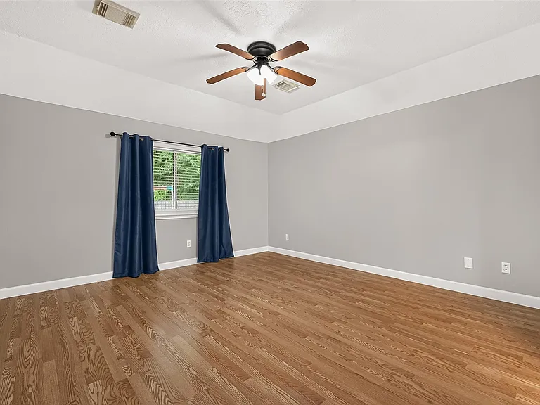 1810 Ashton Village Dr — Photo 14