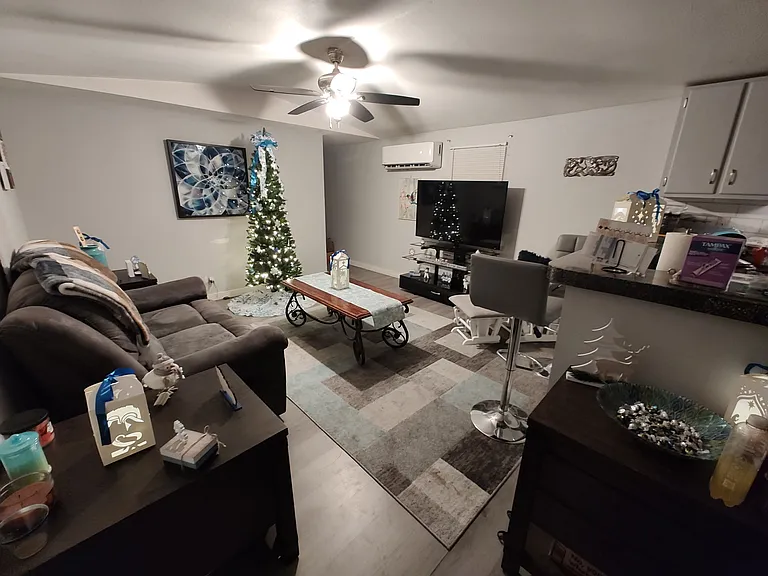122 Taylors Ln — Photo 5