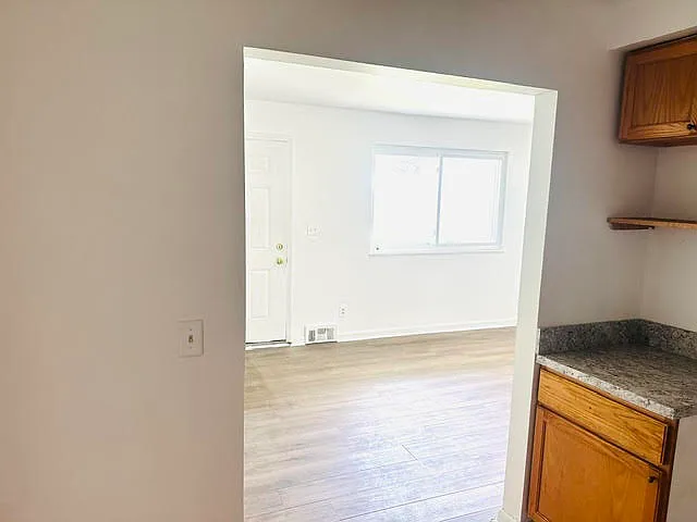288 North Ave #6 — Photo 6