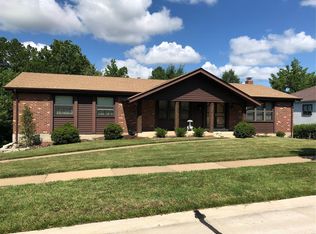 2329 Fairoyal Dr, Saint Louis, MO 63131