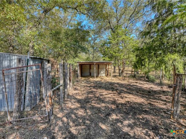 395 Private Road 4126, Thorndale, TX 76577