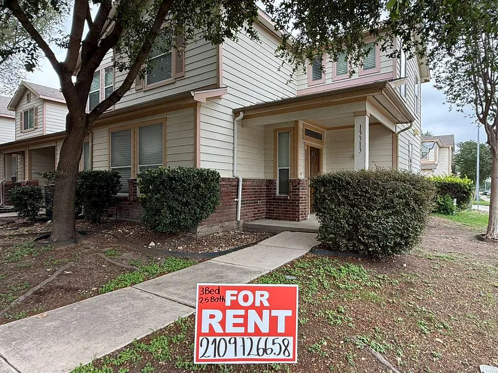 3 bed, 2.5 bath, 1615 sqft, $2,000 — Photo 1