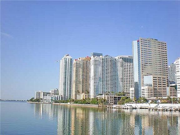 4th image of 1155 Brickell Bay Dr APT 1608