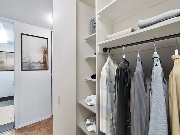 5th image of 525 E 72nd St APT 43D
