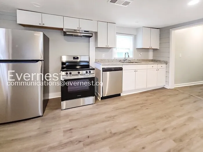 206 Harwell Rd NW — Photo 4