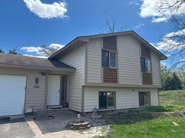 1916 Jenkins St NE, East Bethel, MN 55011