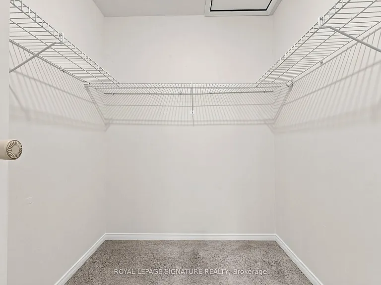 94 Howlett Ave — Photo 29