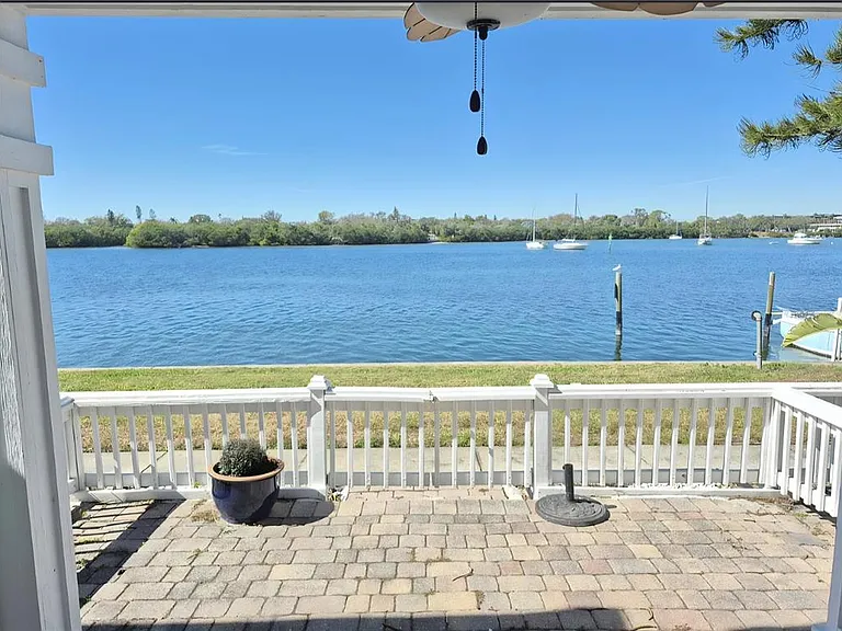3739 Pompano Dr SE — Photo 1