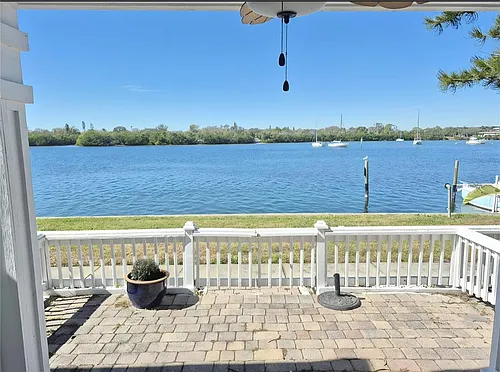 3739 Pompano Dr SE Photo 1
