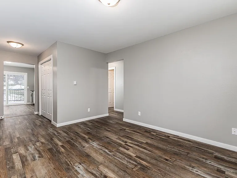 2149 Sunnyslope Dr — Photo 8