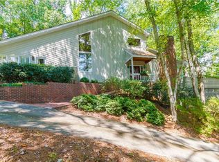 9660 Huntcliff Trce, Sandy Springs, GA 30350
