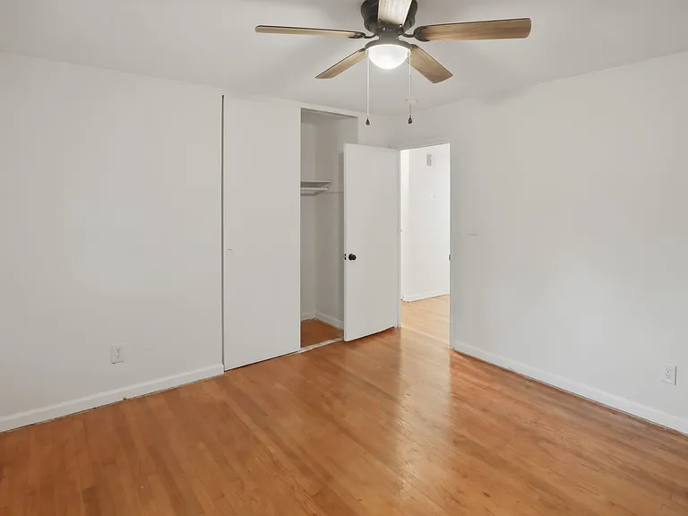 1929 W Oakland Ave — Photo 19