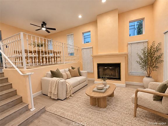 5th image of 15756 Devonshire St