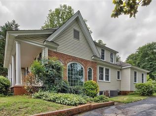 607 W Main St, Easley, SC 29640