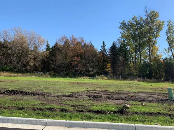 2185 Maple Leaf Ln NE, Owatonna, MN 55060