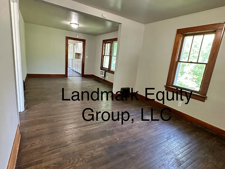 3006 Messanie St — Photo 12