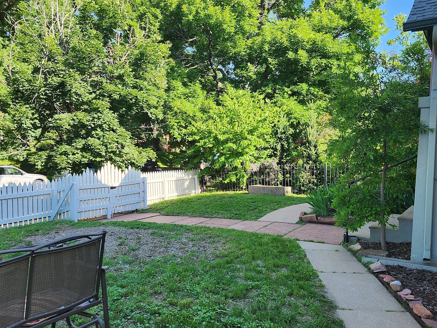 1639 N Ogden St — Photo 1