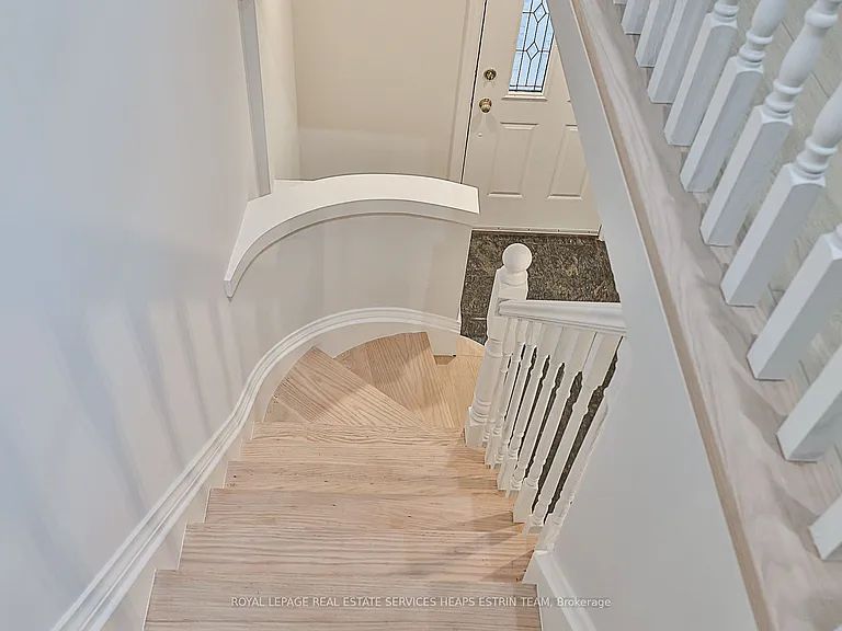27 Southlea Ave — Photo 29