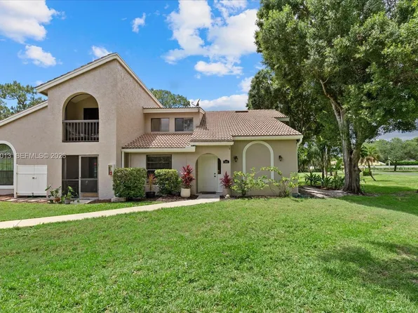 940 Augusta Blvd #937, Naples, FL 34113