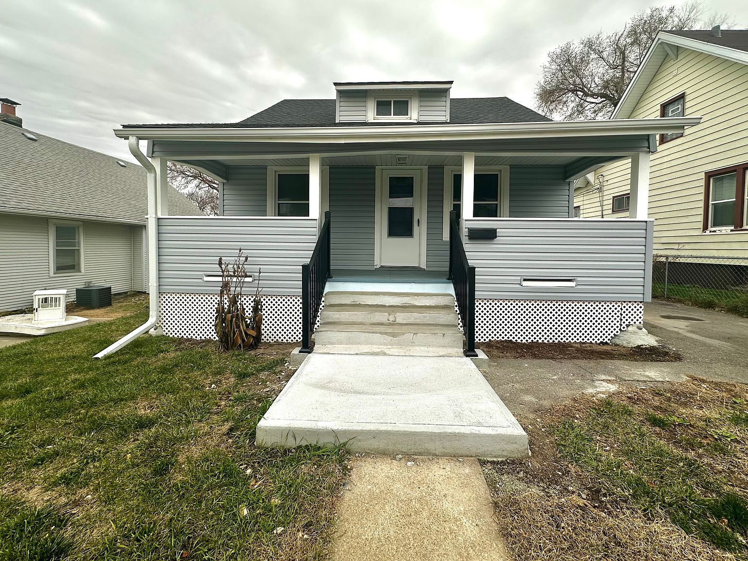 2905 N 47th Ave, Omaha, NE 68104 | Zillow