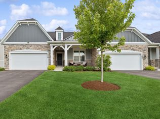 110 Costekin Ct, Mundelein, IL 60060