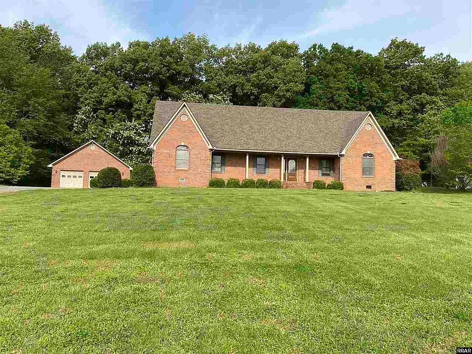 1st image of 111 Lake Park Dr