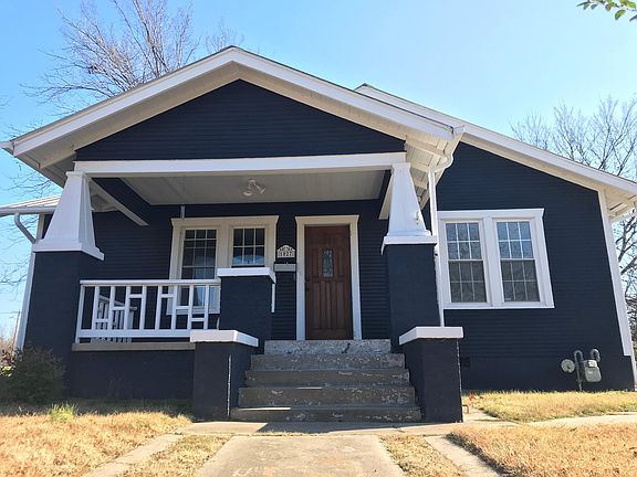 2nd image of 1027 N Hobson Ave