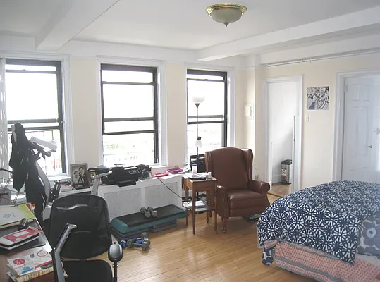 Rented by Rachel Realty | media 24