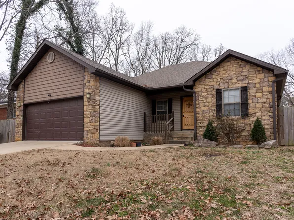 715 Josephine Dr, Batesville, AR 72501