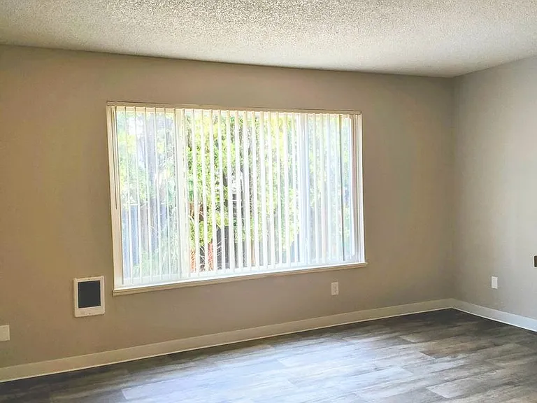 Keystone East — Photo 10