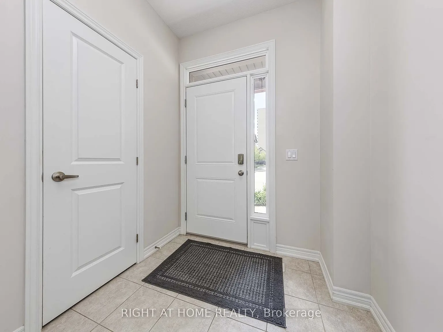 3 bed, $2,950 — Photo 3
