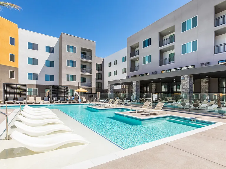 Marlowe Centennial Hills — Photo 18