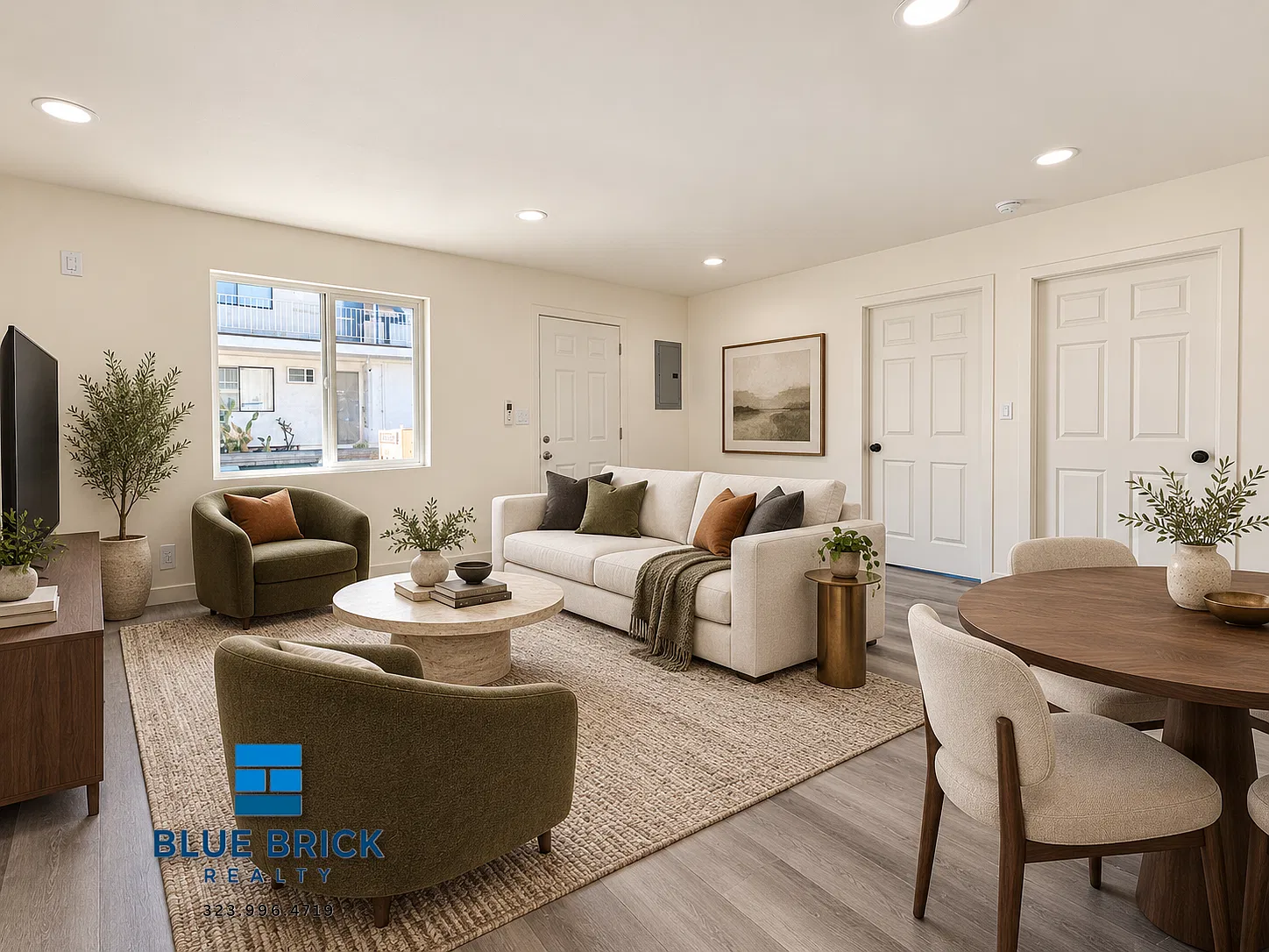 Too Good To Miss! Inviting 2br/1ba Adu With Fully Equipped Kitchen! — Photo 4