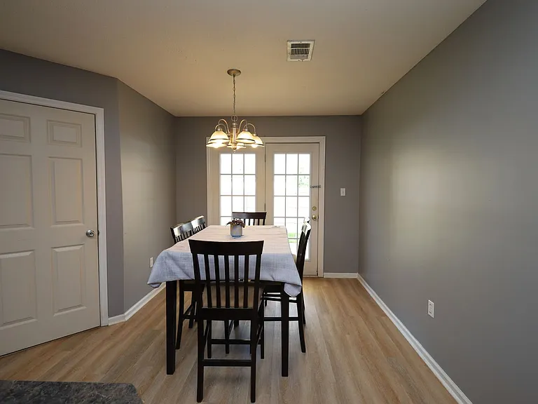 500 Bryson Cir — Photo 6