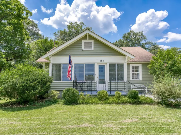 165 Holly St, Social Circle, GA 30025