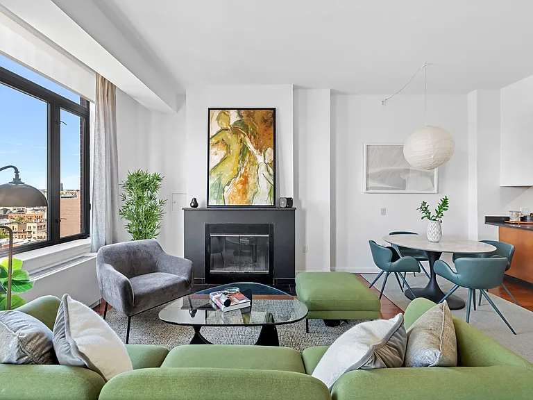 380 Lenox Ave #PHE — Photo 3