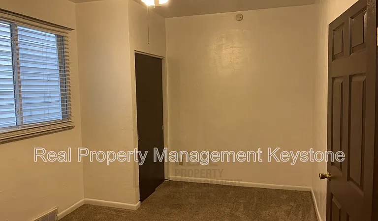 403 Ohio Ave #1 — Photo 9