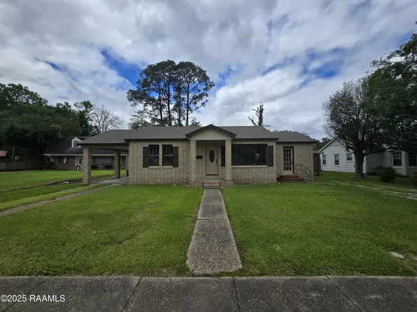 835 Ashton St, New Iberia, LA 70563