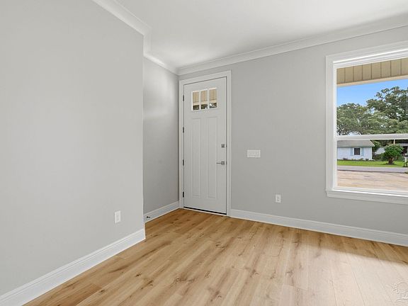 5th image of 5709 Dune Ave
