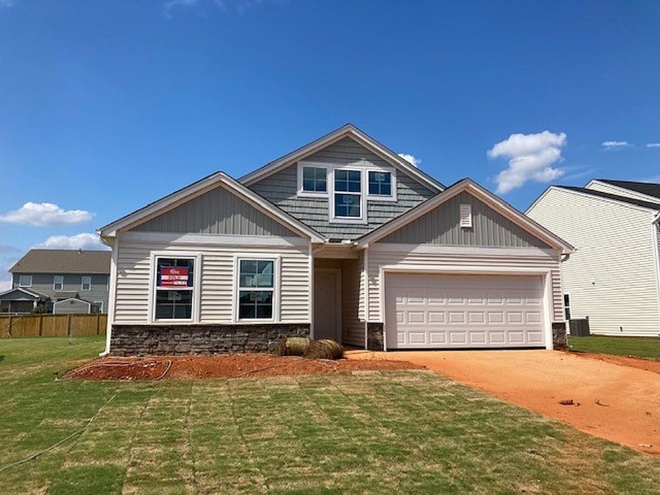 1st image of 113 Mary Grace Dr