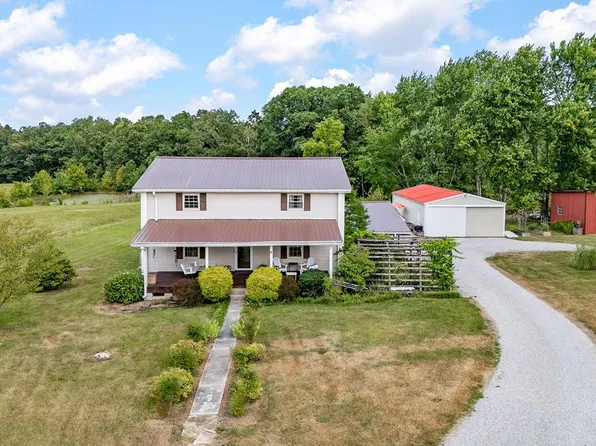 5681 Mooneyham Lonewood Rd, Spencer, TN 38585